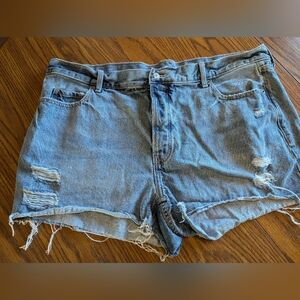 Women's Plus Size Distressed Jean Shorts - Size 20 - Old Navy Brand